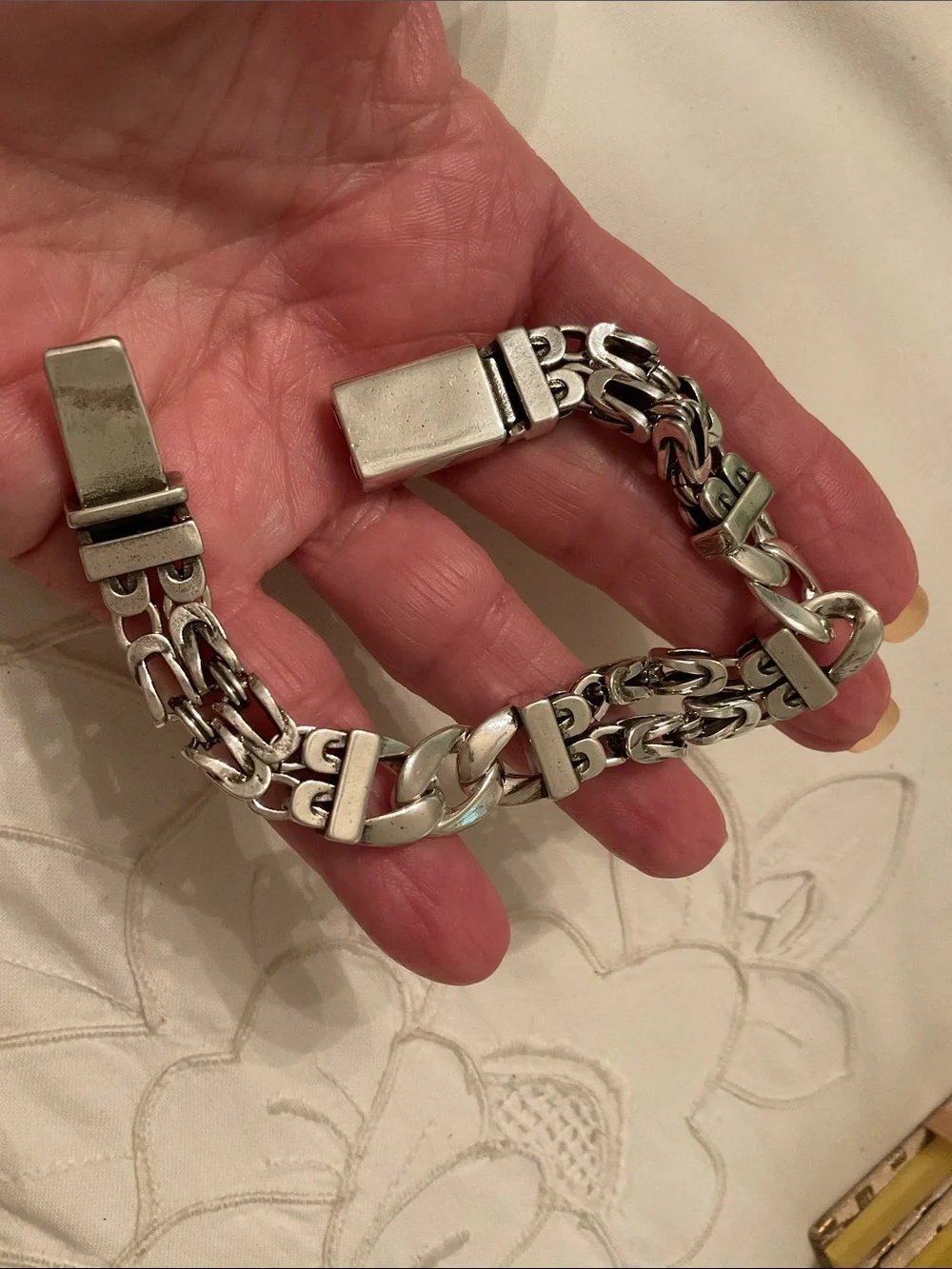 925 CHUNKY STERLING SILVER BYZANTINE DOUBLE LINK 8” BRACELET NEW, WITHOUT TAGS